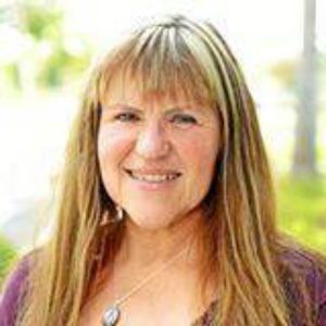 Meet your Posher, Karin